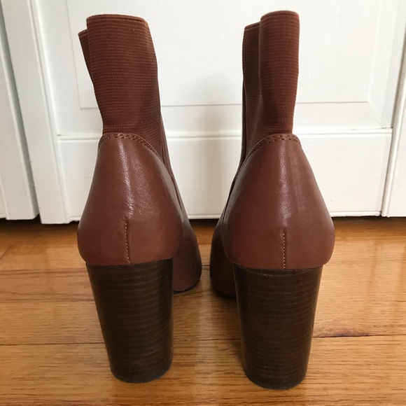 BCBG ankle boots - Picture 2 of 5